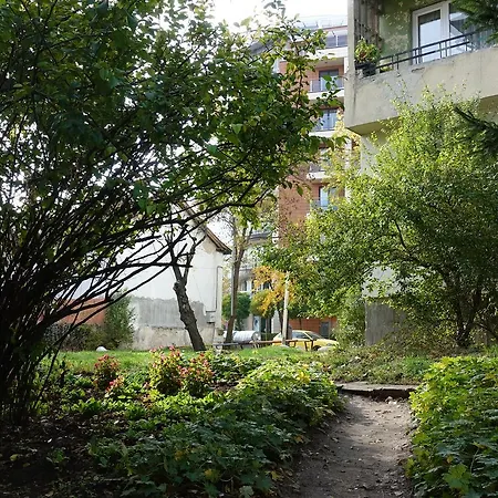 Wendy House Apartment